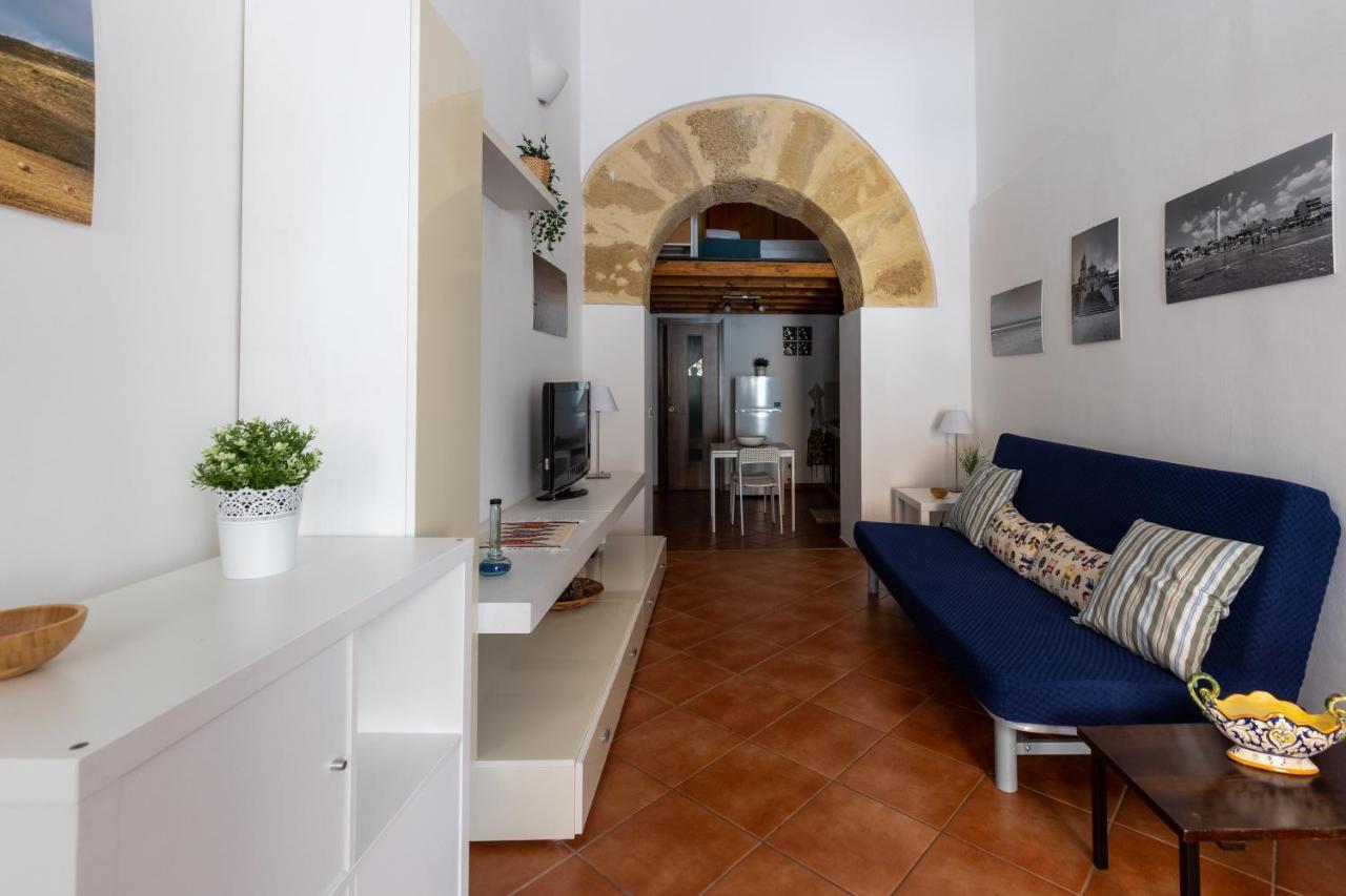 La Casa Del Cacciatore - Alloggio Con Terrazzo Apartment ปาแลร์โม ภายนอก รูปภาพ