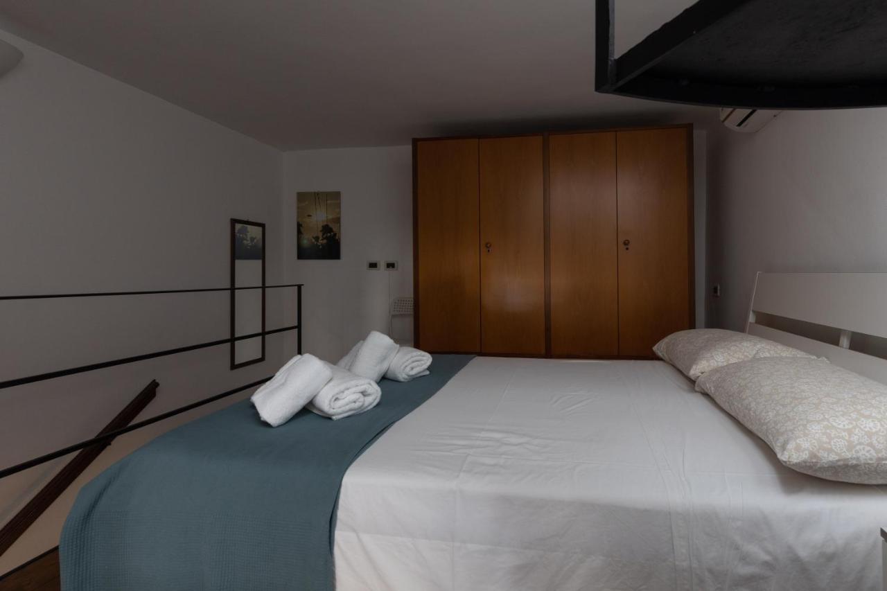 La Casa Del Cacciatore - Alloggio Con Terrazzo Apartment ปาแลร์โม ภายนอก รูปภาพ